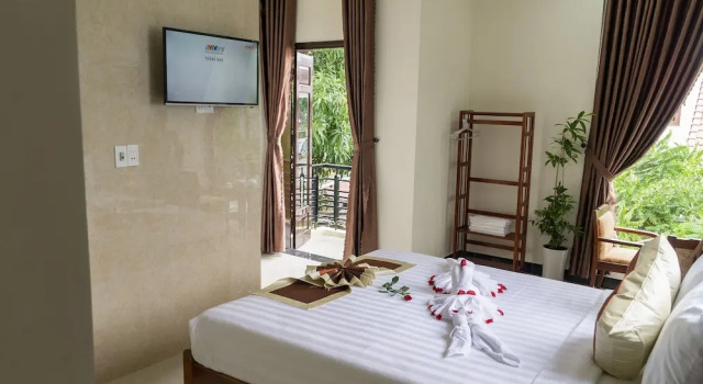 Двухместный номер Standard с балконом и с видом на сад Golden Soulmate homestay