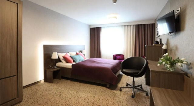 Hotel Porto, Забронировать Отель Отели Лодзинское воеводства с завтраком, Завтраки