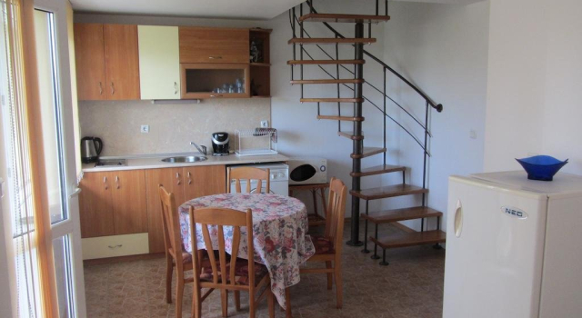 Mavrova Guest House