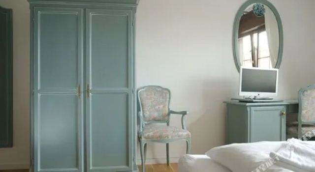 Kastanienhof, Rezervați Hotel Eppstein Taunus
