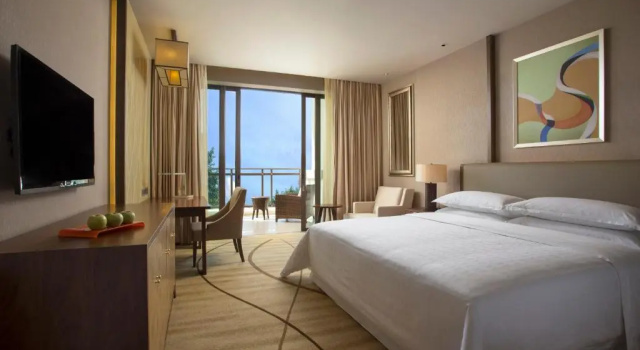 Двухместный номер Deluxe с видом на сад Sheraton Huizhou Bailuhu