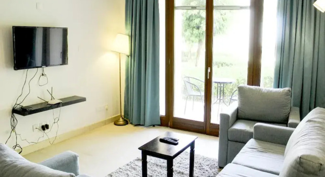 Cosy 2-bedroom Marina Haven, Prenota Appartamento Hotel a Dhofar con parcheggio, Parcheggio