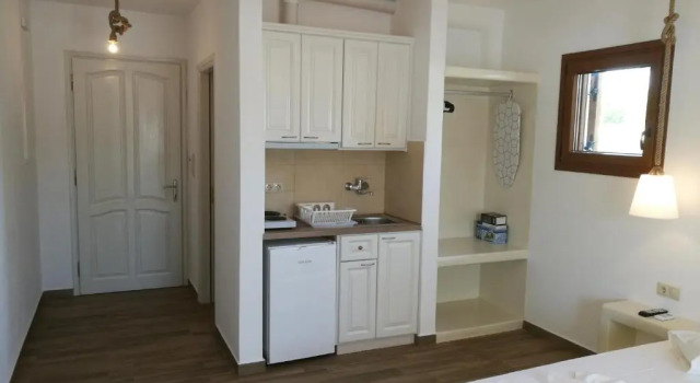 Студия Economy Цокольный этаж Marias Rooms & Studios