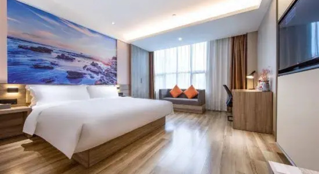 Семейный люкс Yuefeng Hotel (Yangjiang Baili Plaza)