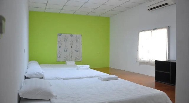 Happy Hostel, Забронировать Хостел Отели в центре Грин-Айленд, в центре