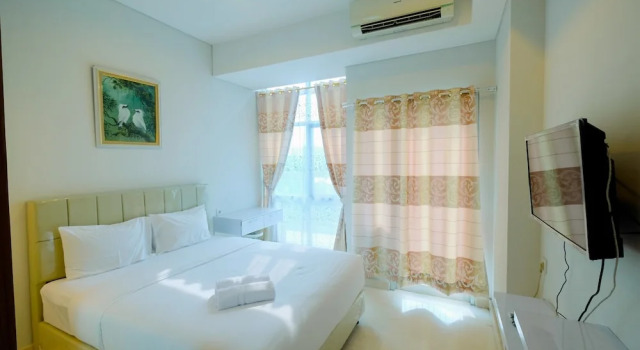 Best Emerald Studio Room Apartment at Capitol Park Residence, Book Apartment Jakarta Jakarta Province
