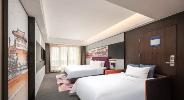 Люкс Business Hampton by Hilton Xian North Street