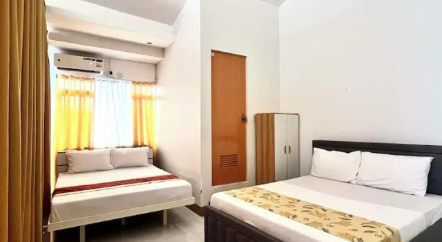 Четырёхместный люкс Presidential Legends Hotel & Restaurant - Lemery and Taal