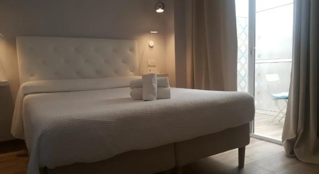 Двухместный номер Standard с балконом Hostal La Ermita