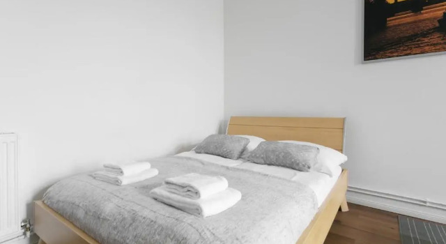 City Studio Apartment for 4, near Sonnenallee, Varaa Huoneisto Neukölln Berliini