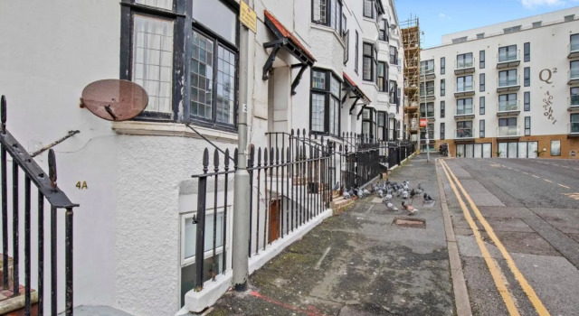 Queens Apartment | By My Getaways | Free parking for one car, Забронировать Апартаменты/квартира Апартаменты Исторического графства Суссекса, Апартаменты/квартира