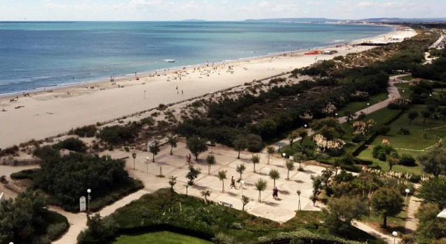 Vittoria Immobilier 2, Book Hotel La Grande-Motte Camargue