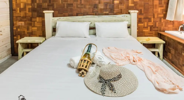 Люкс Deluxe Country Suites with Jaccuzzi & Pool