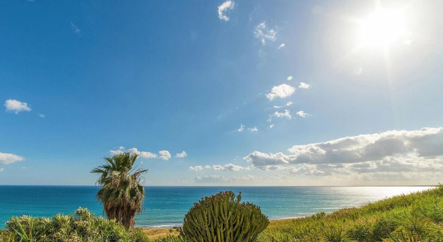 Stunning Apartment in Menfi With 1 Bedrooms, Wifi and Outdoor Swimming Pool, Book Apartment Hotels in Sicily with a Pool, Swimming Pool