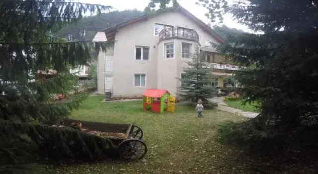 Pensiunea Sf. Gheorghe, Rezervovat Hotel 3hvězdičkové hotely v Suceava, 3*
