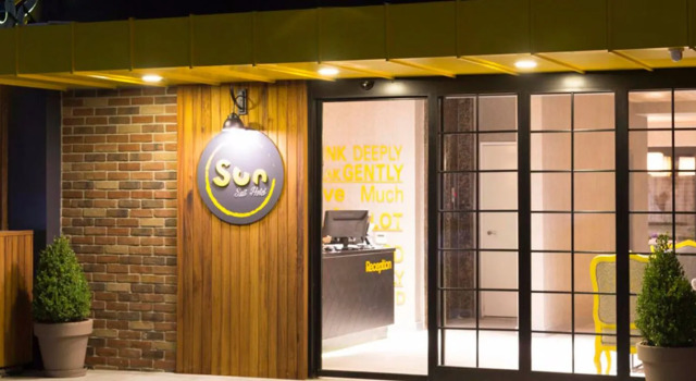 Sun Suit Hotel