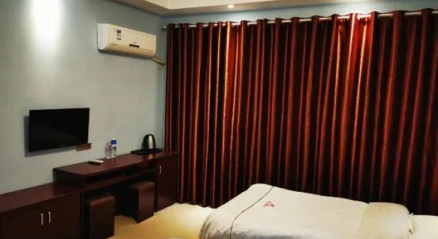 Guiyang Times Themed Hotel, Rezerwuj Hotel Guiyang Guizhou, w pobliżu Baiyun Park