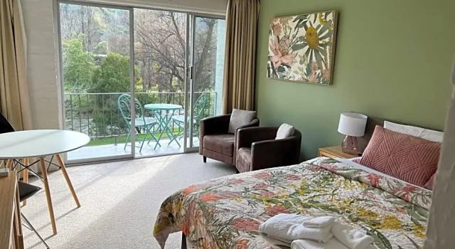 Двухместный номер Standard с видом на сад Riverbank Park MOTEL