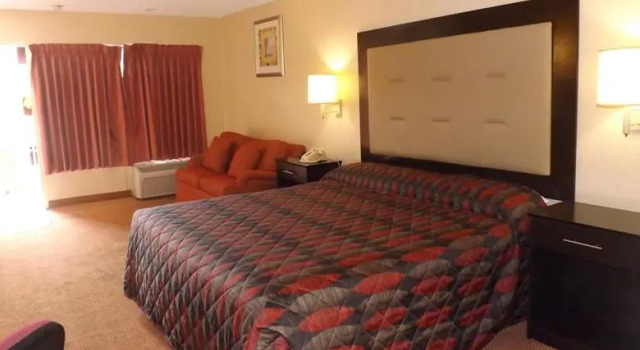 Plantation Inn Hotel & Lounge, Забронировать Отель Плантейшен Fort Lauderdale West