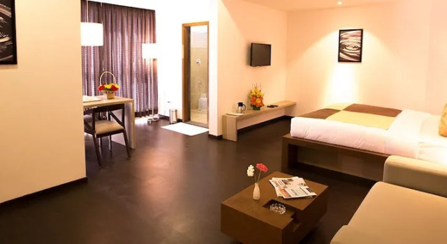 Люкс Luxury Vinaya Royal Inn