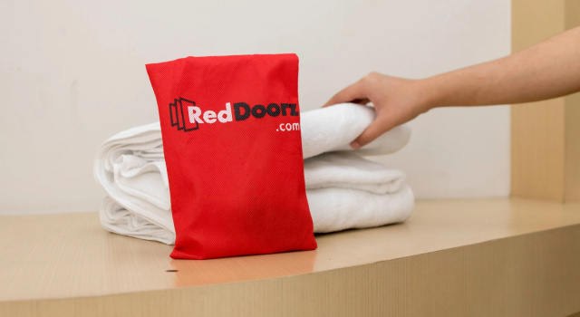 Одноместный номер Standard RedDoorz Plus at Grand City Inn Makassar
