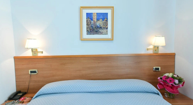Одноместный номер Standard с балконом и с видом на внутренний двор Hotel Souvenir