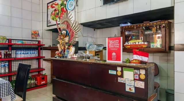 ZEN Rooms Mataram Arjuna 1, Забронировать Отель Кута Бадунг, рядом с Vihara Dharmayana Buddhist Temple