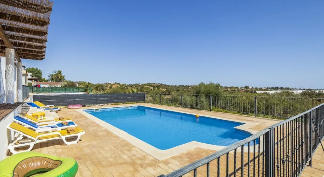 Villa Nina With 4 Bedrooms and 4 Bathrooms