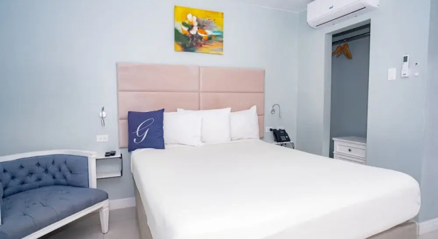 Comfort room GolfView Hotel
