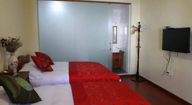 Story Inn The Riveside Resort Lijiang, Забронировать Курортный отель Лицзян Юньнань, рядом с Улица Сквер-стрит Древнего города Даянь