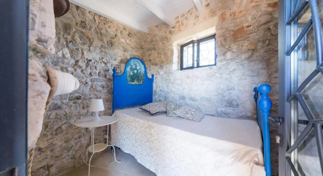 Trulli Le Scalelle, Забронировать Отель Отели Морчано-ди-Леука 3 звезды, 3*
