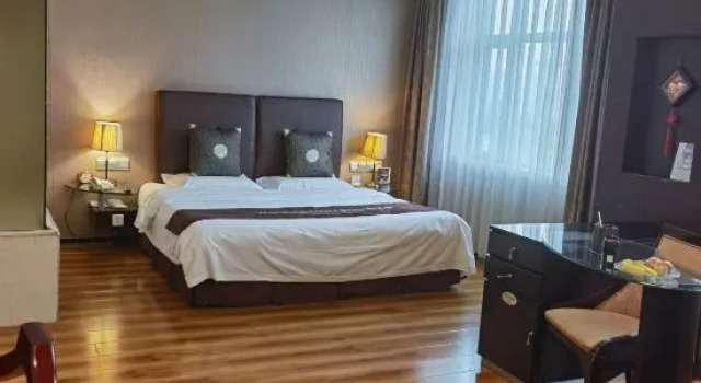 Standardowy dwuosobowy pokój Oceanwide Hotel