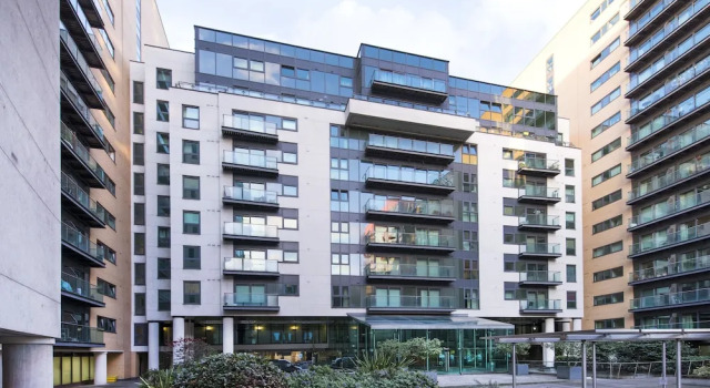 Peaceful & Modern 2BR Flat with Water Views