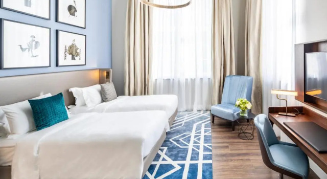 Двухместный люкс Executive Fraser Suites Hamburg