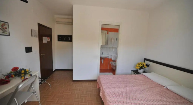 Двухместный номер Comfort с балконом Hotel Aspe