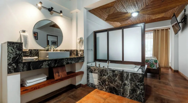 Полулюкс Jaco Laguna Resort & Beach Club