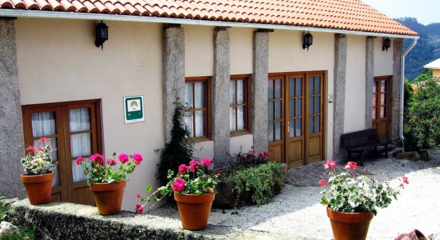 Семейные апартаменты с 2 комнатами Casa Rural A Cobacha