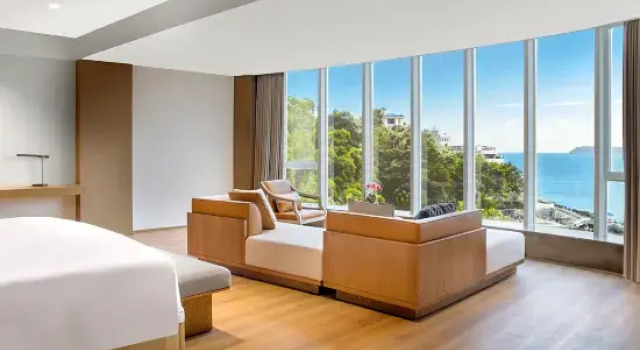 Люкс Superior Shenzhen Wuzhou Mountain and Sea Bay Hotel