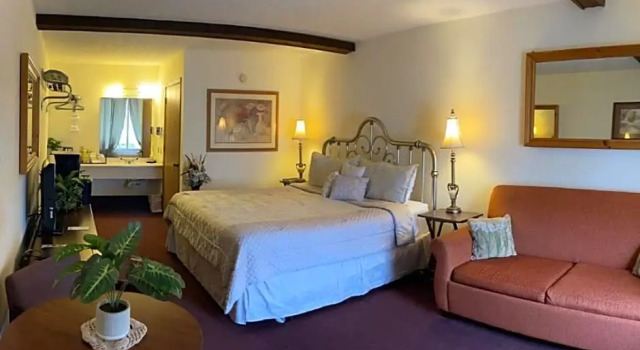 Номер Deluxe Passion Play Road Inn - Formerly Statue Road Inn