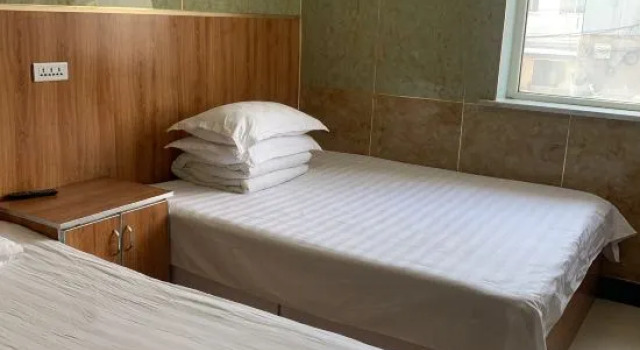 Ming Yang Inn, Book Hotel Hoteller i Xincheng Subdistrict med parkering, Parkering