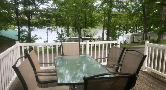 Коттедж с 3 комнатами Camping Chalets Lac St-Augustin