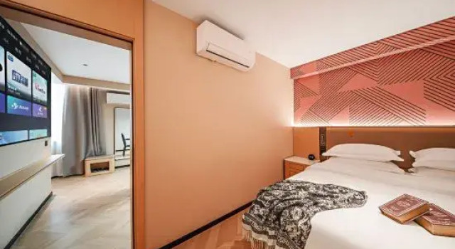Люкс Comfort Mayfair Light Luxury Hotel (Fangchenggang Executive Center High-speed Rail Station Branch)