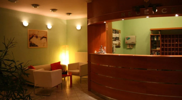 Hotel Bohemia, Забронировать Отель Здиков 