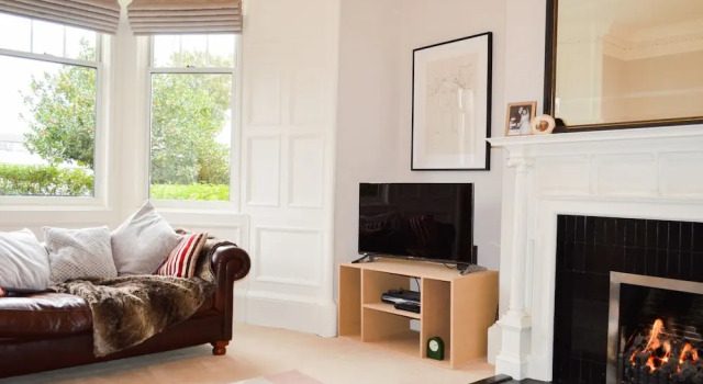 3 Bedroom Family Home With Garden, Prenota Hotel Leith 