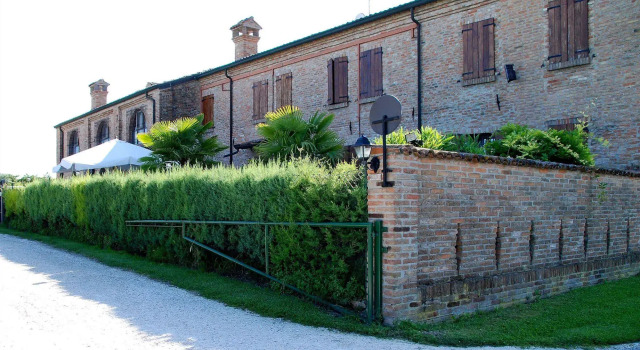 Agriturismo Corte dei Gioghi, Rezervovat Penzión se snídaní Ferrara Emilia-Romagna