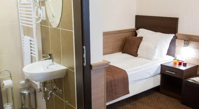 Трёхместный номер Standard Central Hotel 21