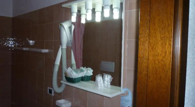 Трёхместный номер Standard с балконом Hotel LAncora