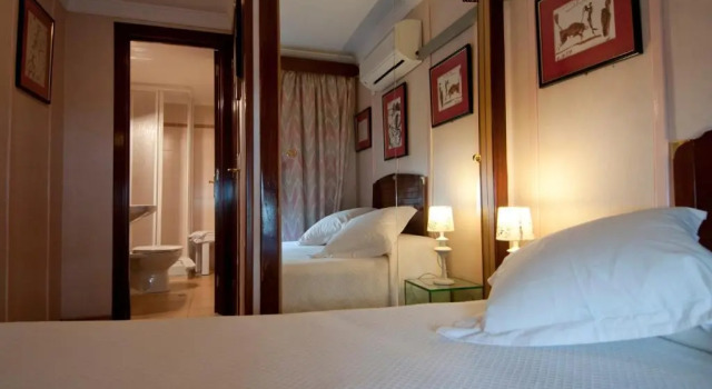 Hotel La Residencia, Забронировать Отель Кадакес Cap de Creus Nature Reserve, рядом с Пляж Кадакес