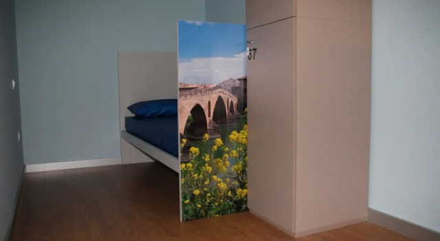 Кровать в общем номере Albergue Compostela - Hostel