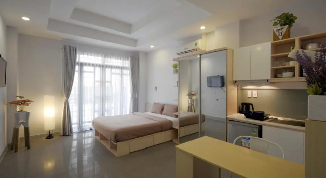 Студия с балконом Babylon Serviced Apartment